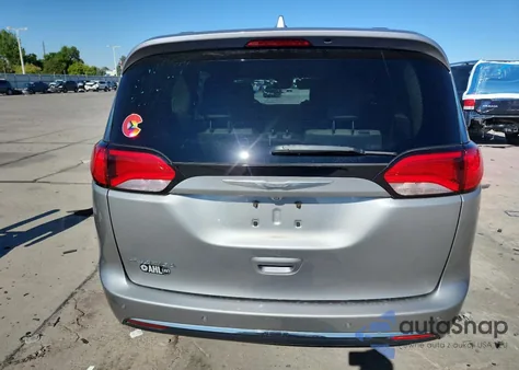 2017 Chrysler Pacifica Touring L Plus из США, поврежденный, VIN 2C4RC1EG0HR556045